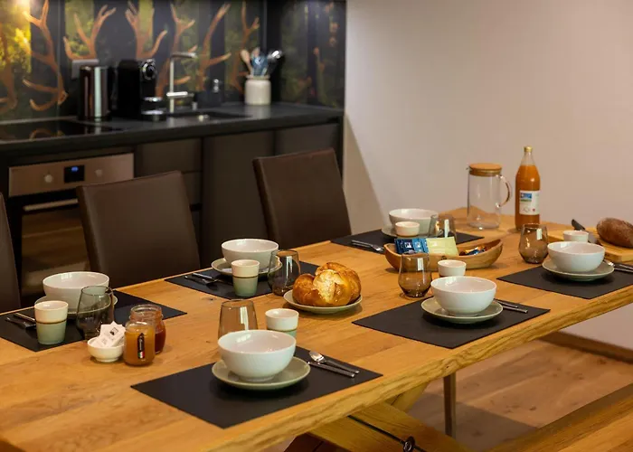 Le Cerf L Ski-out L Standing *