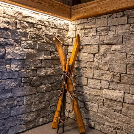 Apartament Le Cerf L Ski-out L Standing *